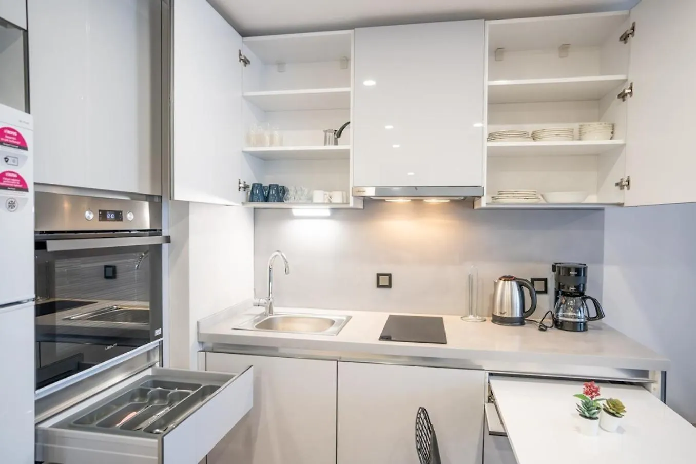 Apartment Stylish City Getaway - Immerse Yourself In Luxury Istanbul